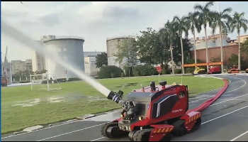 机械人在广东总队加入展示活动